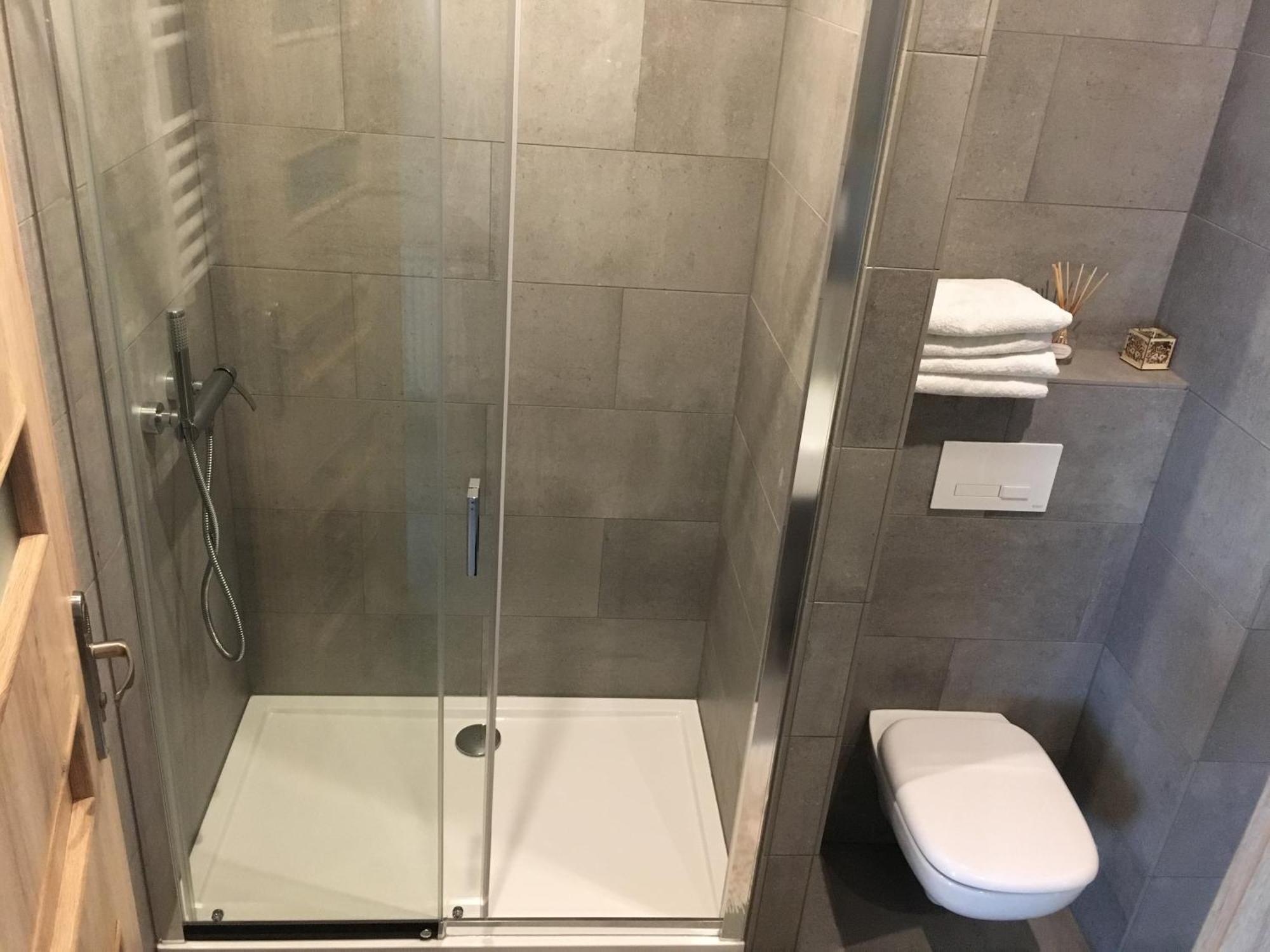 Dado Apartament *